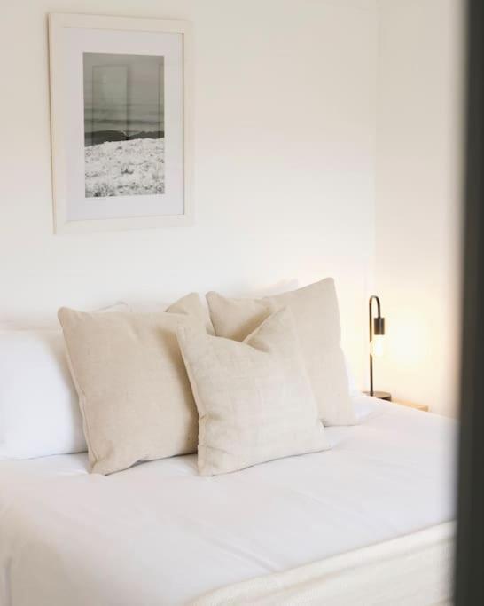 The Palm House Falmouth - Minutes From The Beach! Extérieur photo